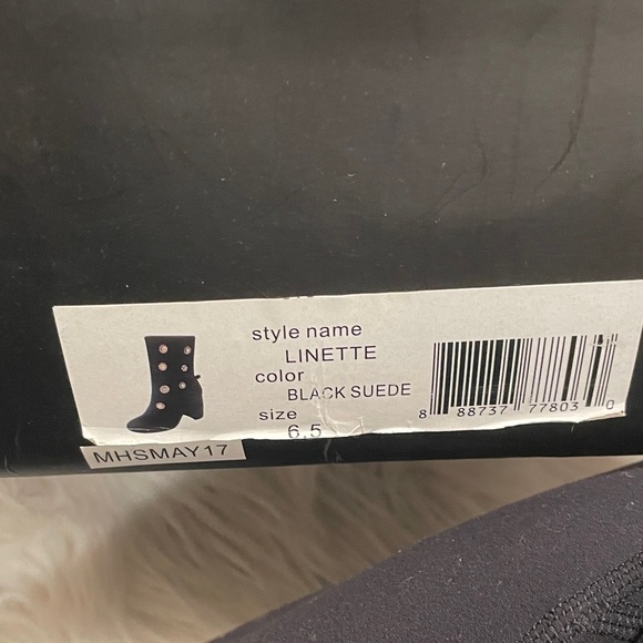 ✨💖Nanette Lepore Black Heeled Boots with Pearl Embellishments - Picture 7 of 9